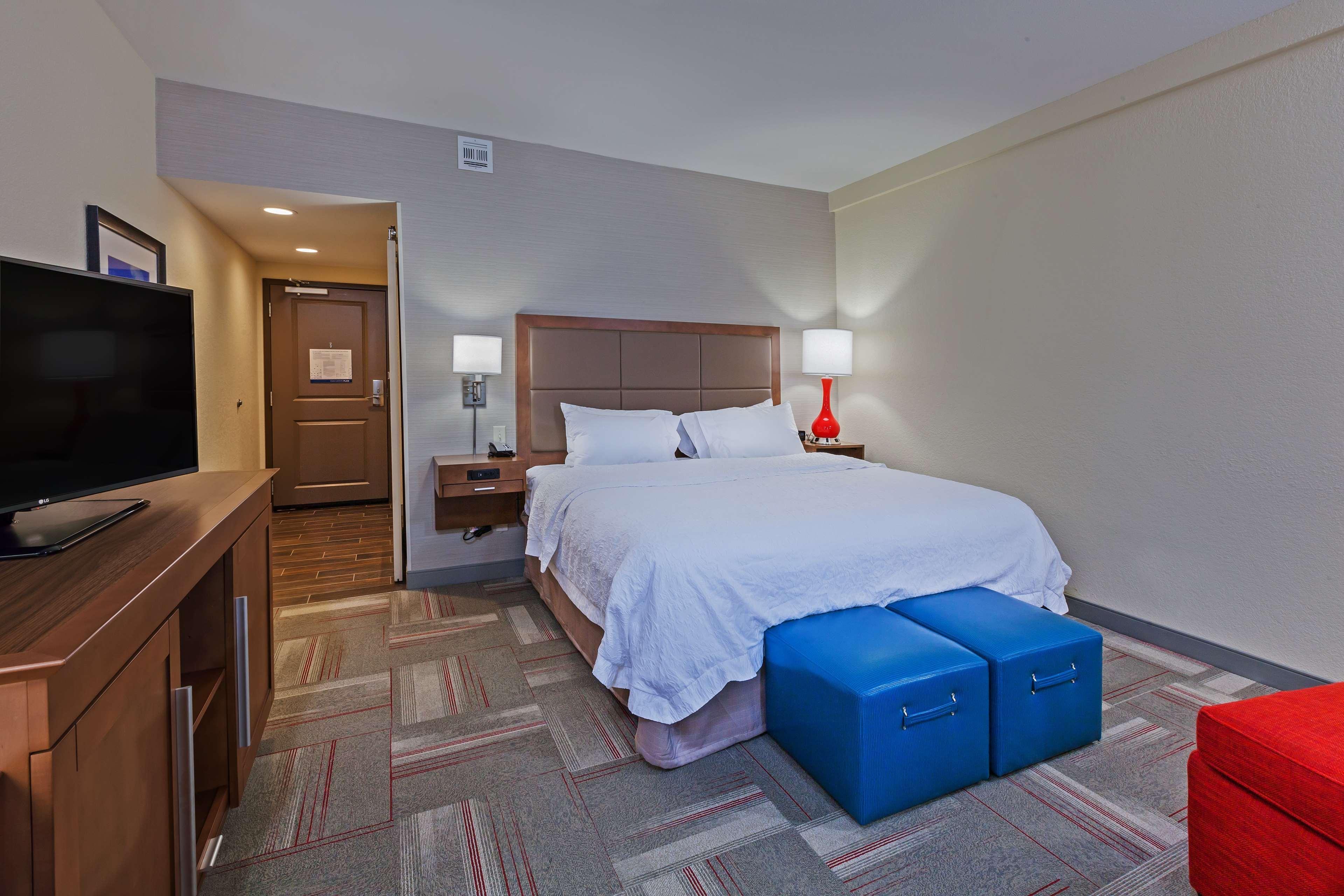 Hampton Inn & Suites Claremore Exterior photo