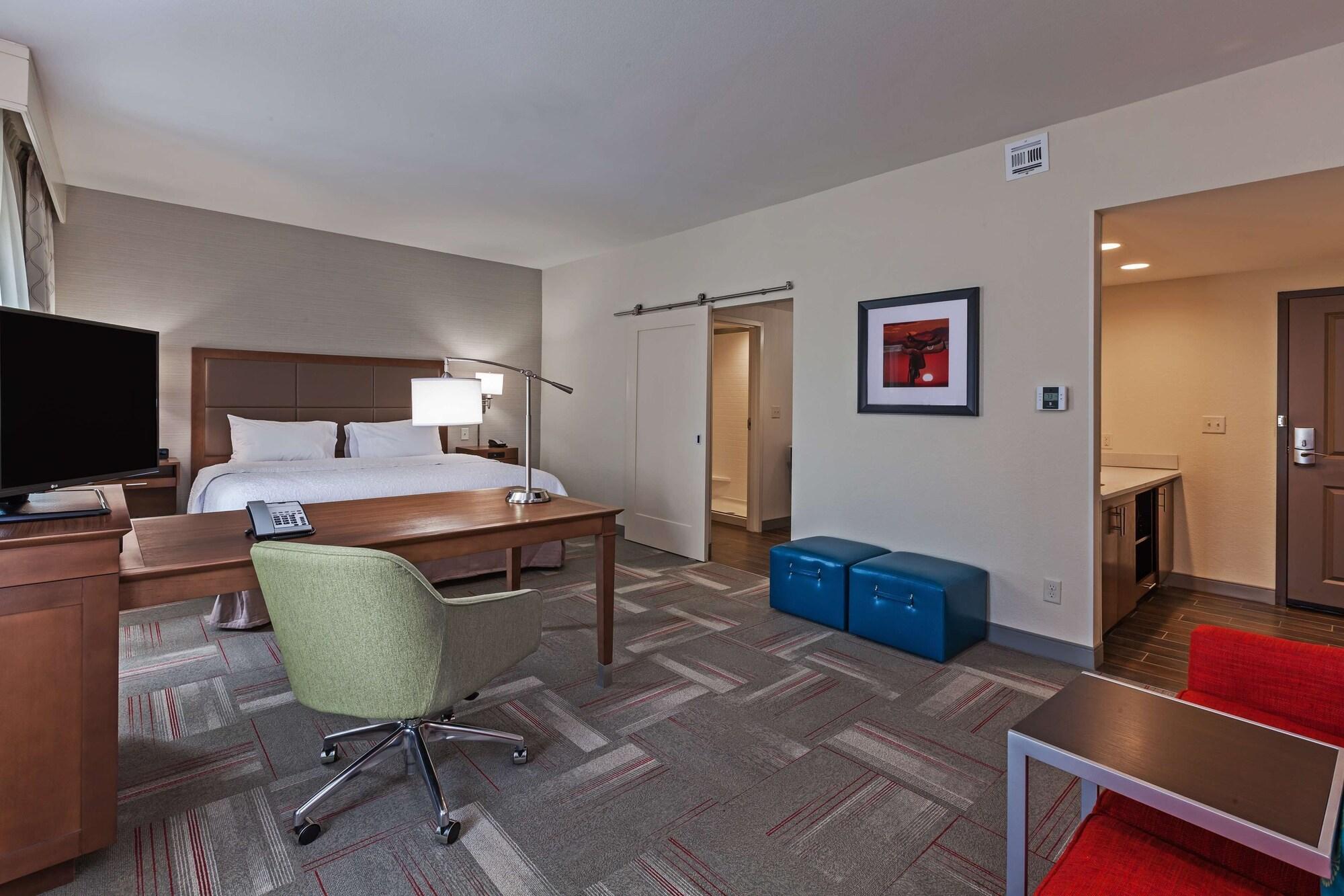 Hampton Inn & Suites Claremore Exterior photo